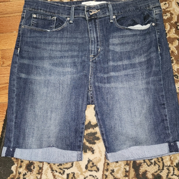 Signature Pants - Women's Levi's Blue Denim Cuffed Shorts; 16